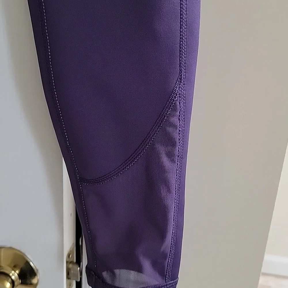 Gymshark purple leggings - Picture 3 of 3